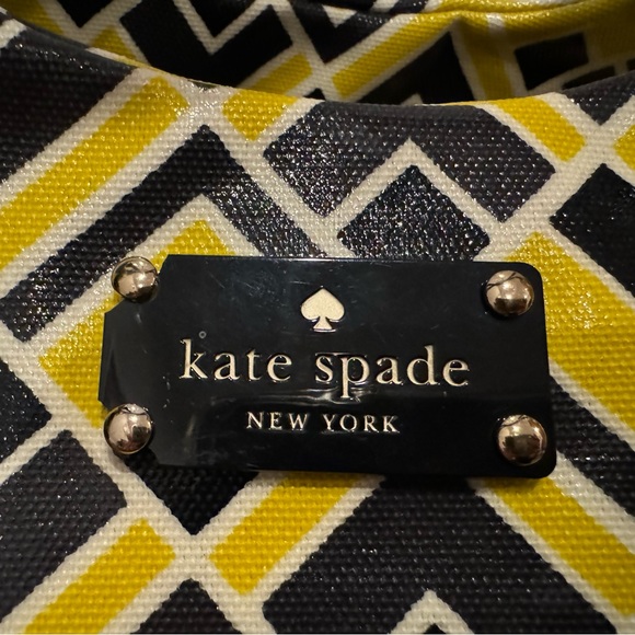 Kate Spade Stevie diaper bag! Like new - Picture 11 of 11